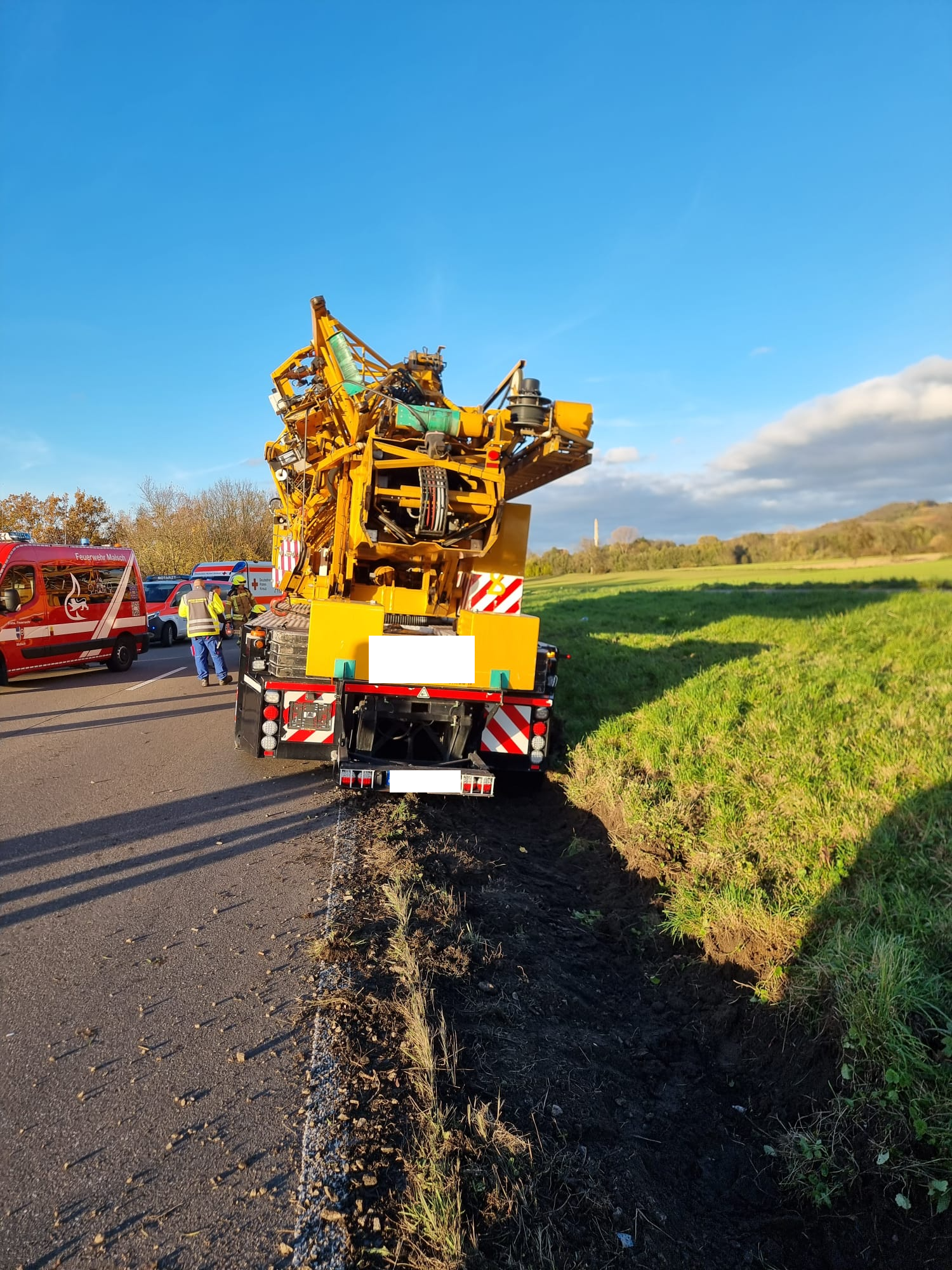 #19-2025 – H1 – Verkehrsunfall auf der B3